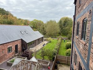 Photo 7- click for photo gallery